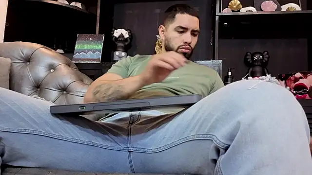 matteosantos online show from April 15, 12:12 pm