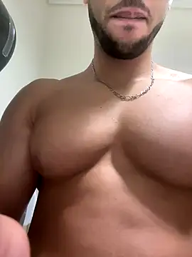 pimentfort77 online show from October 29, 12:40 pm