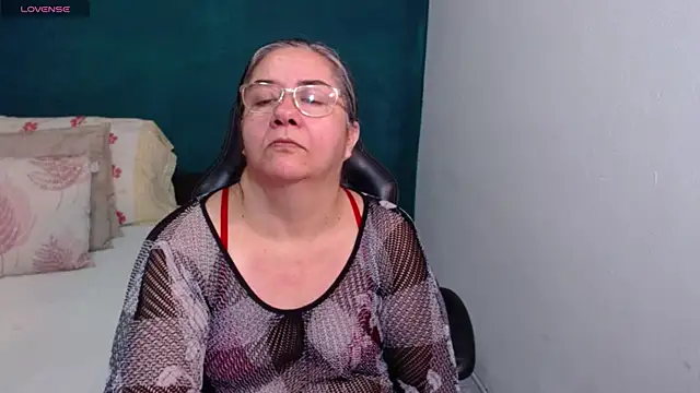 scaelettdubois online show from March 30, 12:55 am