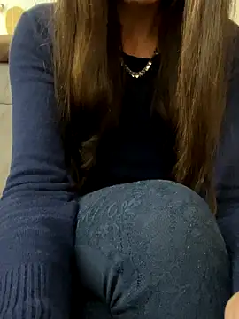 SHARONRodrig online show from December 1, 3:39 pm