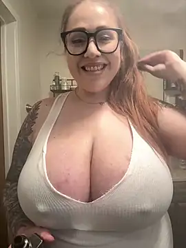 Snapshot of Cumming_atme chatting on December 29, 8:48 pm Cumming atme online show from December 29, 8:48 pm