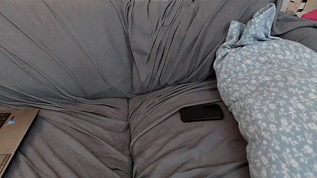 EmoDream1998 online show from March 14, 3:37 am