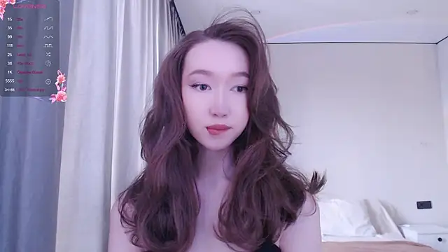 Snapshot of _luna_022 chatting on January 4, 4:55 am luna 022 online show from January 4, 4:55 am