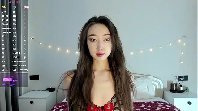 Snapshot of _luna_022 chatting on October 24, 4:42 am luna 022 online show from October 24, 4:42 am