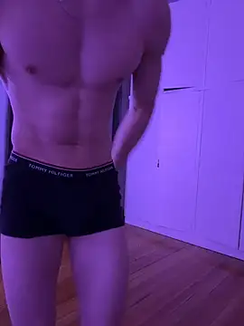 SasukeUhchiaa online show from June 2, 10:56 pm