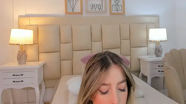 Meredit Lane online show from December 11, 3:02 am