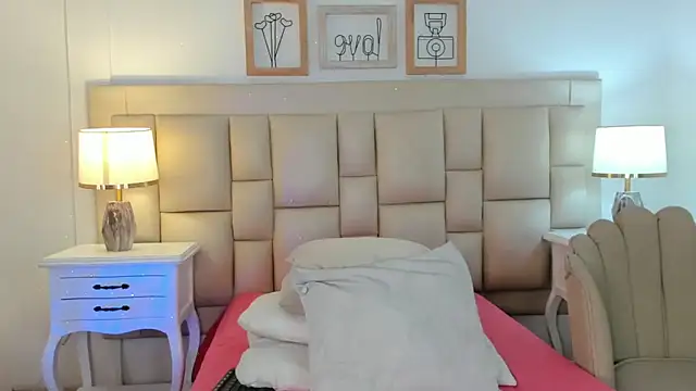 Meredit Lane online show from March 10, 3:23 am