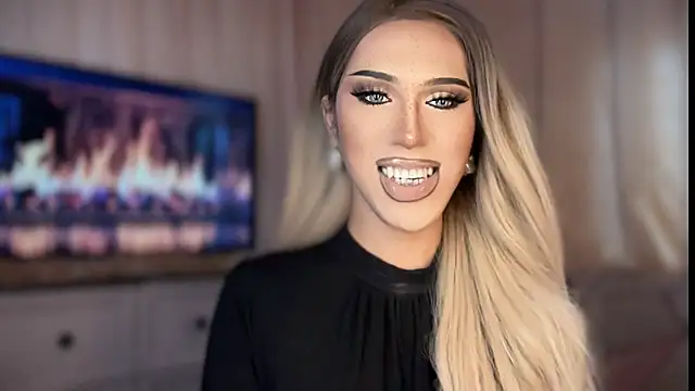 Ts glamxxxx online show from April 6, 1:03 am