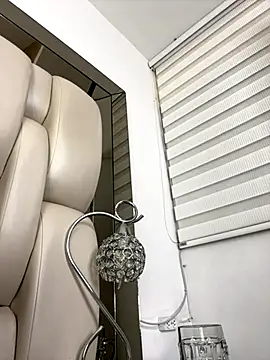 ALISSON FOXXX1 online show from October 29, 10:55 pm