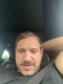 Snapshot of JonJ0 chatting on November 14, 2:49 pm JonJ0 online show from November 14, 2:49 pm