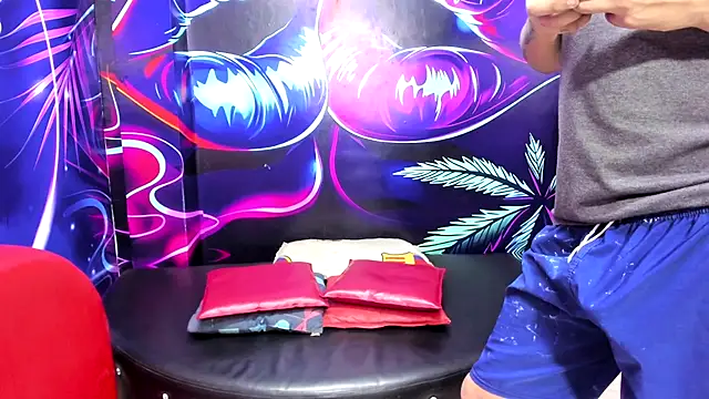 Snapshot of miacam-hot chatting on October 29, 3:25 pm miacam-hot online show from October 29, 3:25 pm