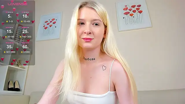 rosa mariposa  online show from March 6, 9:31 pm