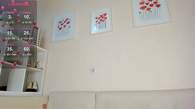 rosa mariposa  online show from March 18, 9:53 pm