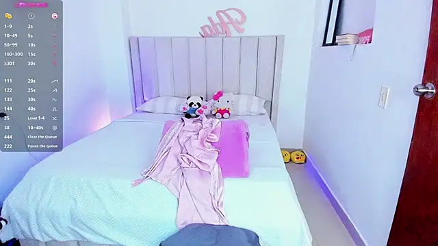 Snapshot of sheirysex_ chatting on February 12, 3:51 am sheirysex online show from February 12, 3:51 am