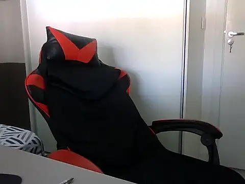 Juninho10c online show from November 11, 1:11 pm