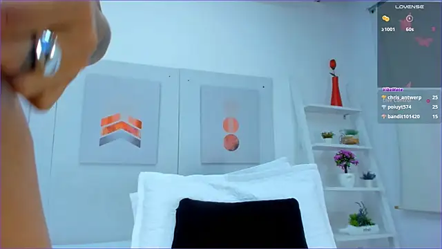 AlessiaMarcu- online show from January 10, 10:28 am