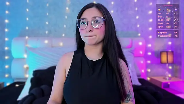 lucy neil online show from January 16, 10:12 pm