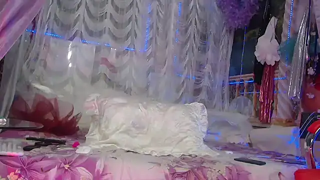 NightOrhideya online show from March 3, 4:58 am