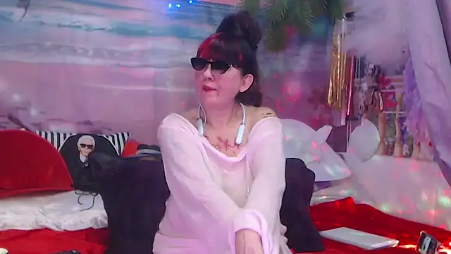 NightOrhideya online show from November 16, 3:23 am