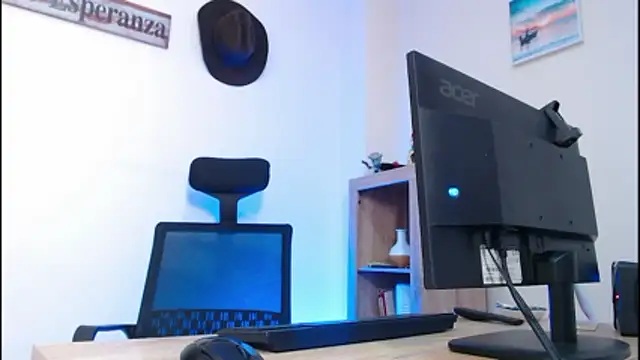 Snapshot of cowboyht chatting on February 16, 2:07 am cowboyht online show from February 16, 2:07 am