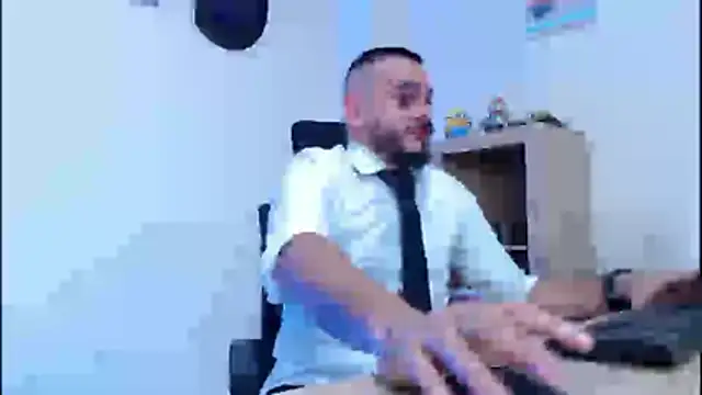 Snapshot of cowboyht chatting on March 2, 7:15 am cowboyht online show from March 2, 7:15 am