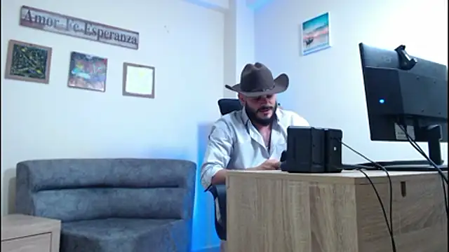 cowboyht online show from April 17, 2:31 pm