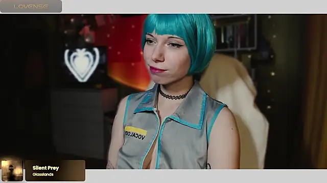 Snapshot of freya_sunny chatting on January 8, 10:48 am freya sunny online show from January 8, 10:48 am