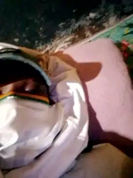 Snapshot of LULE37587001 chatting on November 14, 2:43 am LULE37587001 online show from November 14, 2:43 am