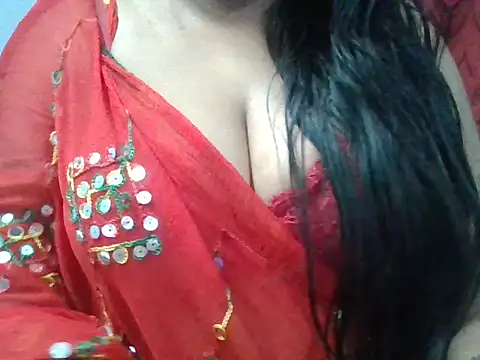 Snapshot of Roopshikha39 chatting on December 25, 9:43 pm Roopshikha39 online show from December 25, 9:43 pm