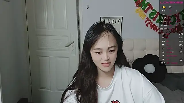 QiuPeiPeimmm online show from December 18, 2:45 pm