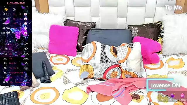 BellaKarla online show from December 5, 12:19 am