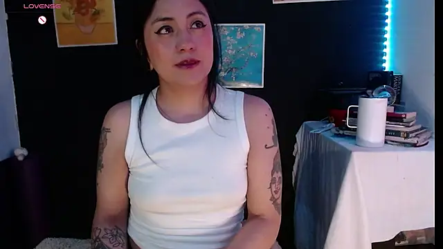 AbsentaVert online show from April 6, 11:49 pm