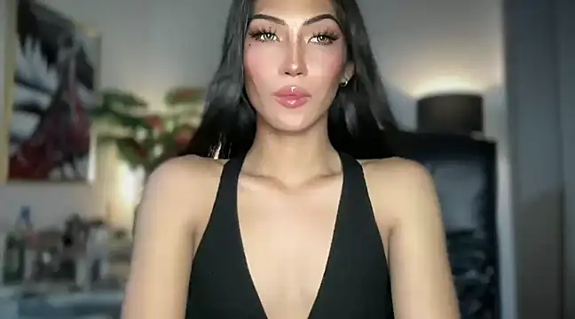 Snapshot of Bella_Gordon chatting on March 14, 11:11 pm Bella Gordon online show from March 14, 11:11 pm