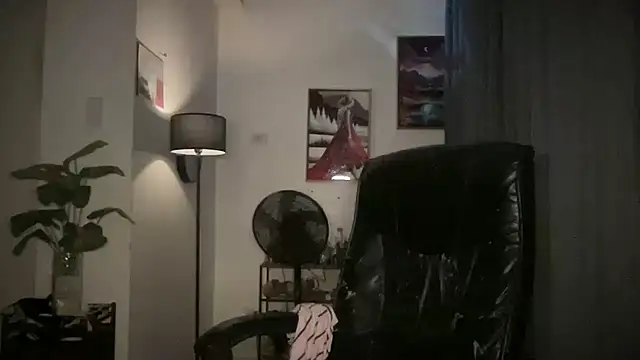 Snapshot of Bella_Gordon chatting on September 20, 5:58 pm Bella Gordon online show from September 20, 5:58 pm