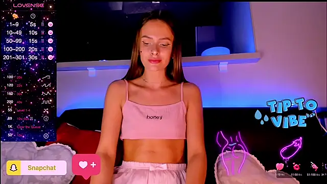 madina taher online show from February 16, 9:16 pm