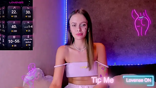 madina taher online show from September 14, 9:03 pm