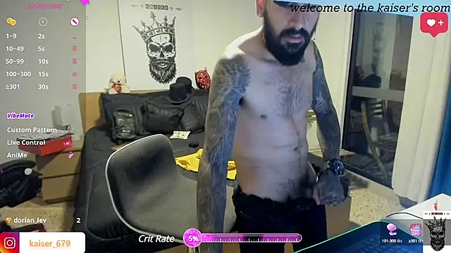 Snapshot of kaiser679_ chatting on March 18, 7:19 am kaiser679 online show from March 18, 7:19 am