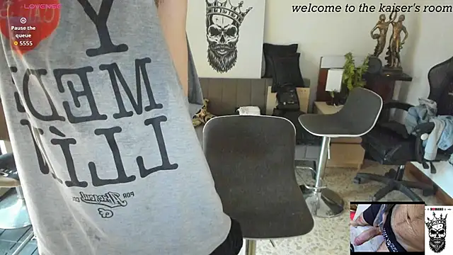 kaiser679  online show from March 5, 8:38 pm