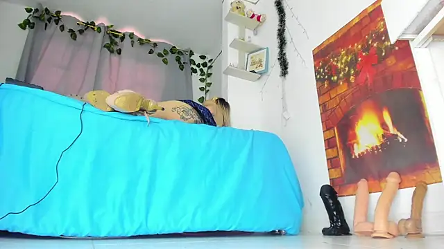 khalyn jenner online show from December 14, 5:58 pm