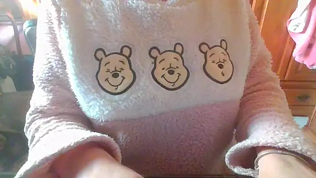 Snapshot of Sexymiss26 chatting on December 4, 12:25 pm Sexymiss26 online show from December 4, 12:25 pm