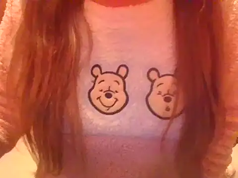 Snapshot of Sexymiss26 chatting on December 17, 6:53 pm Sexymiss26 online show from December 17, 6:53 pm