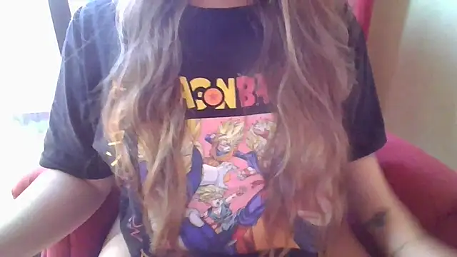 Snapshot of Sexymiss26 chatting on December 22, 12:05 pm Sexymiss26 online show from December 22, 12:05 pm