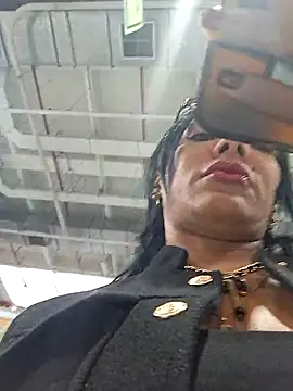 Snapshot of Doll_Loren chatting on January 18, 7:17 pm Doll Loren online show from January 18, 7:17 pm