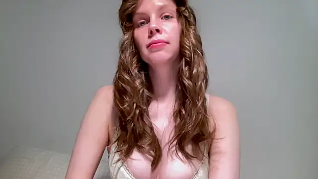 Snapshot of Nikki_Mimimi chatting on February 22, 10:03 am Nikki Mimimi online show from February 22, 10:03 am