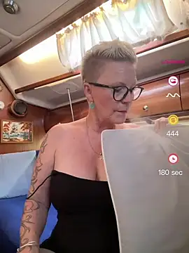 German Milf online show from July 17, 9:05 am