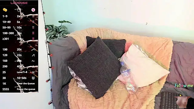 abigail luna online show from November 11, 7:14 pm