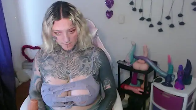 SLOPPYTITSS online show from April 7, 10:42 pm