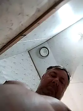 lawndad79 online show from December 1, 7:58 pm