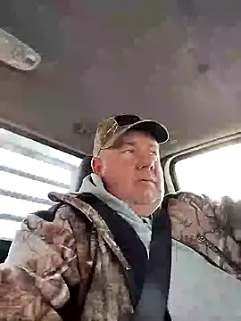 lawndad79 online show from December 10, 6:28 pm