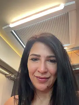 Cataleya80 online show from May 3, 9:37 am